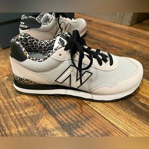 Women’s New Balance 515 Sneakers Size 9